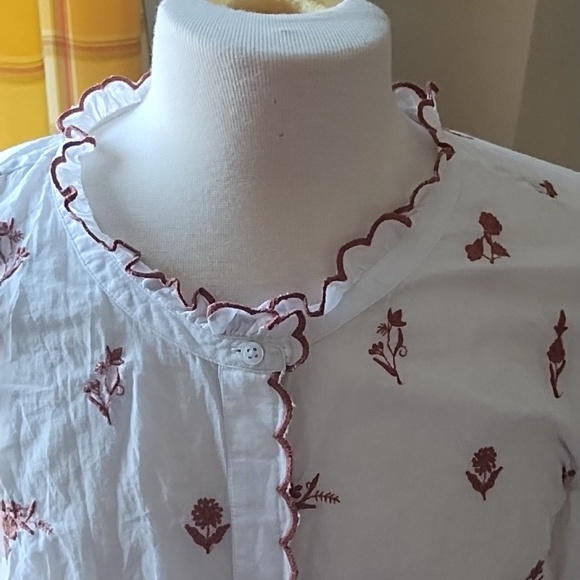 Talbots button front blouse L - Picture 2 of 7